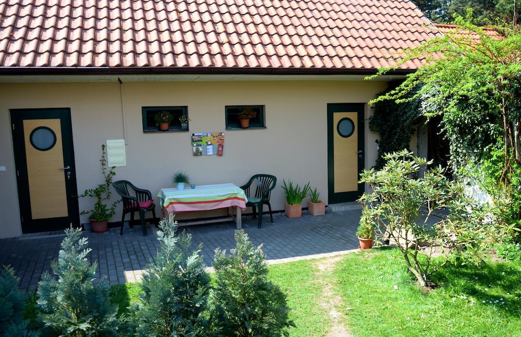 فندق Penzion04 Třeboň المظهر الخارجي الصورة